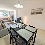 R23 Los Lagos 2 Bedroom Flat